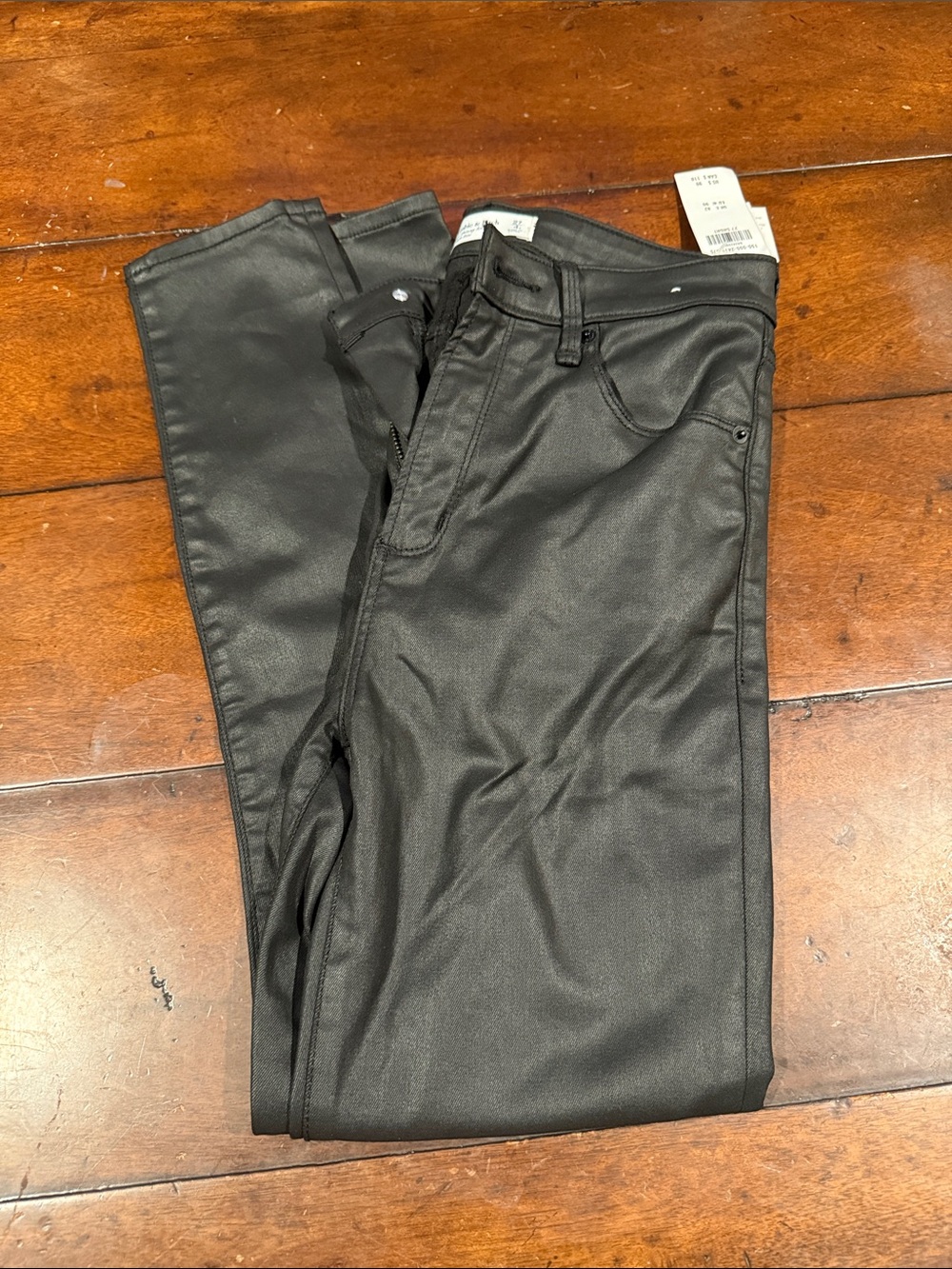 Abercrombie & Fitch Women's Skinny Jeans in Black